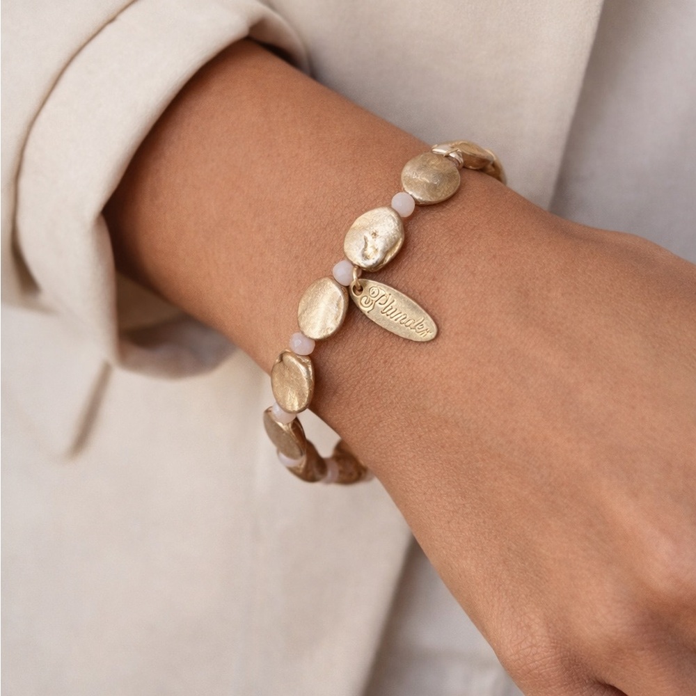 Plunder Gold Pebble Bracelet with Pale Pink Beads